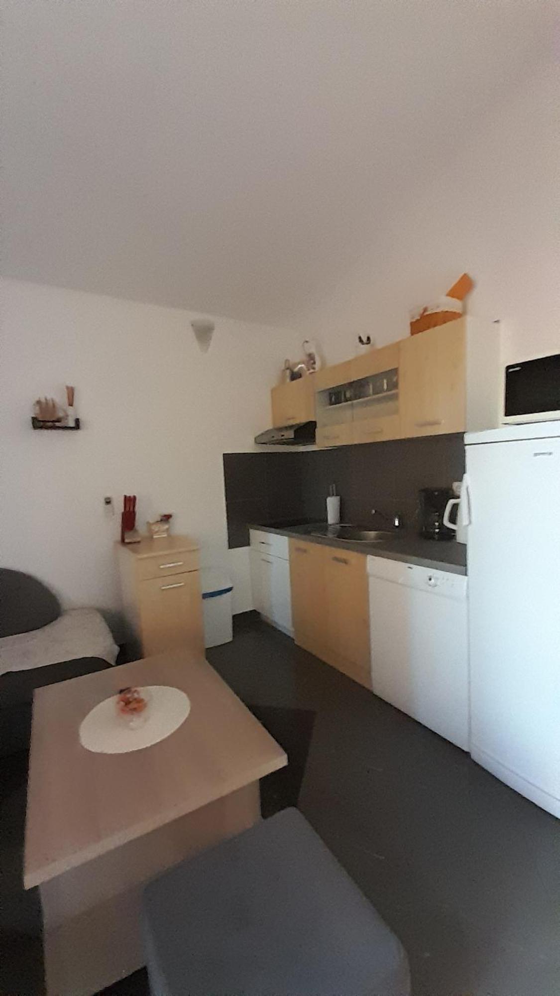 Apartmani Ivankovic Karlobag Camera foto